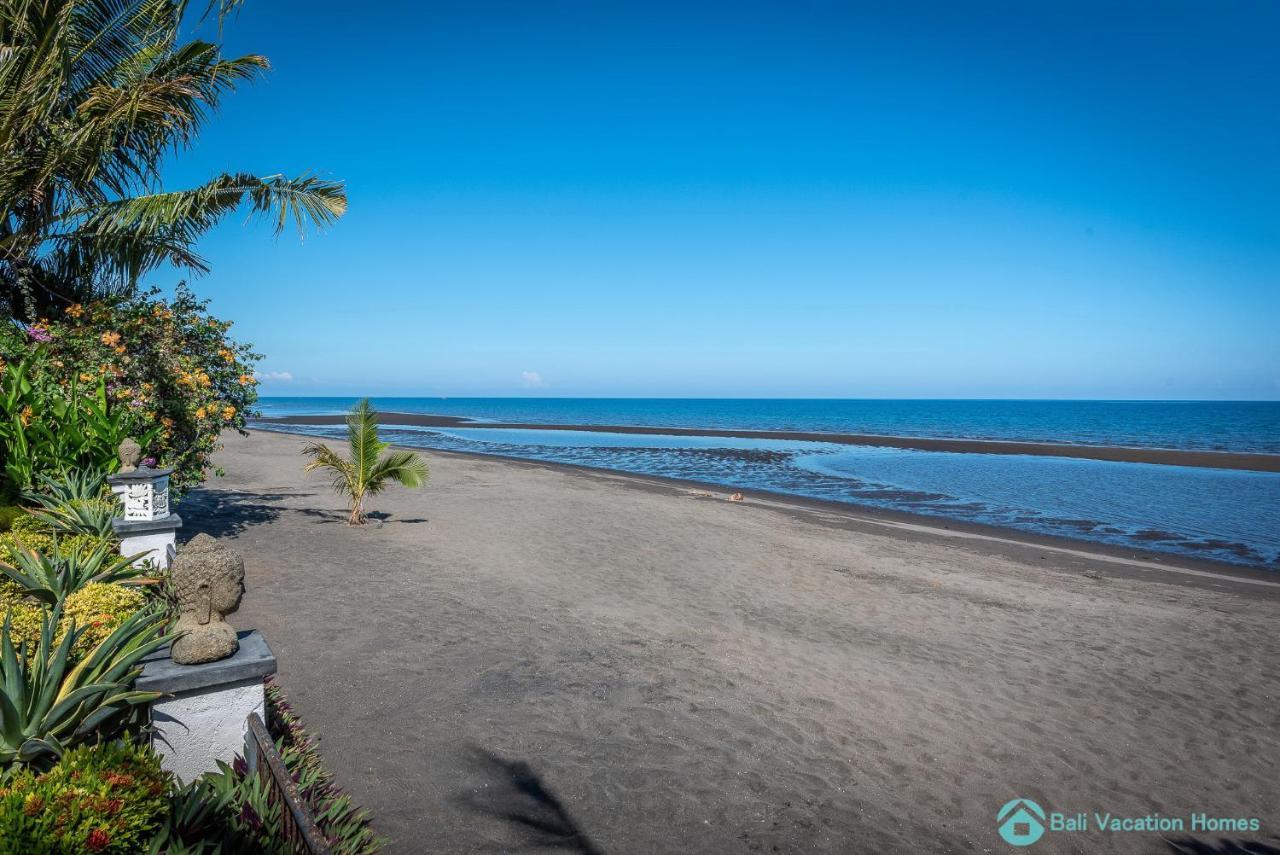 Villa Kamboja - Intimate Luxury Lovina Beach Villa Banjar  Eksteriør billede